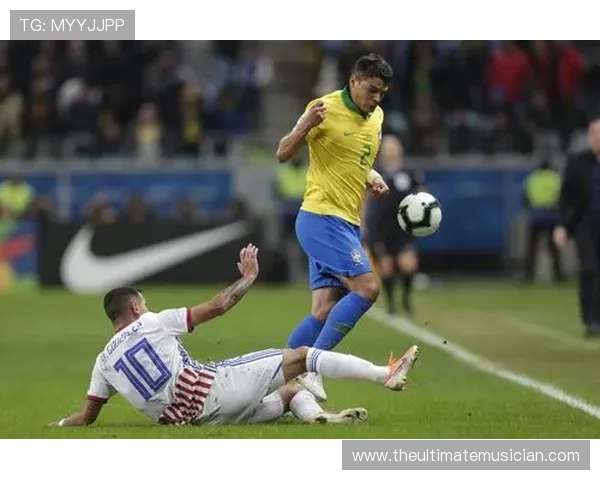 巴拉圭队新战术表现受到关注,进攻套路引发热议分析 巴拉圭队新战术表现受到关注,进攻套路引发热议分析